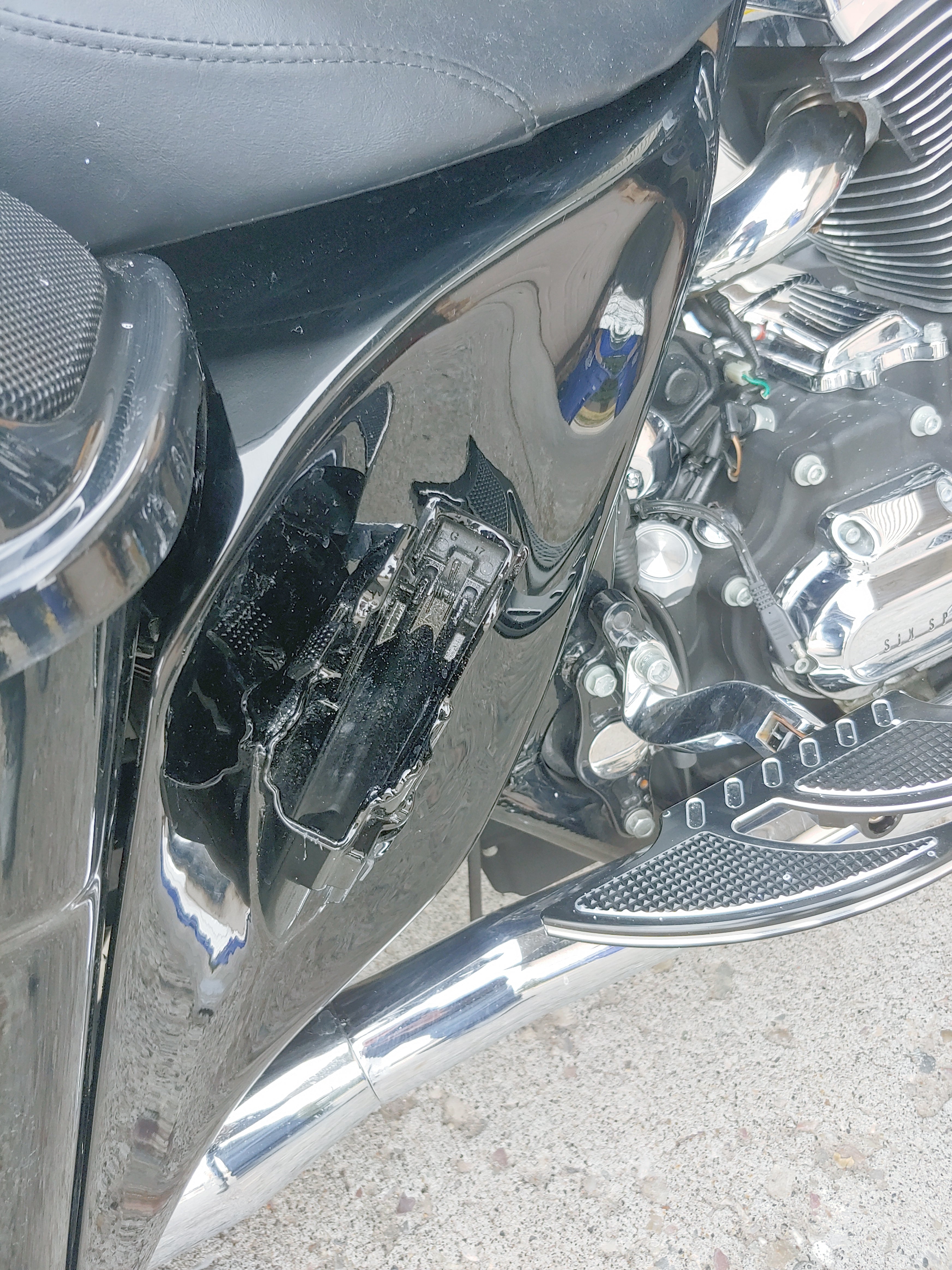 Harley davidson side cover holsters