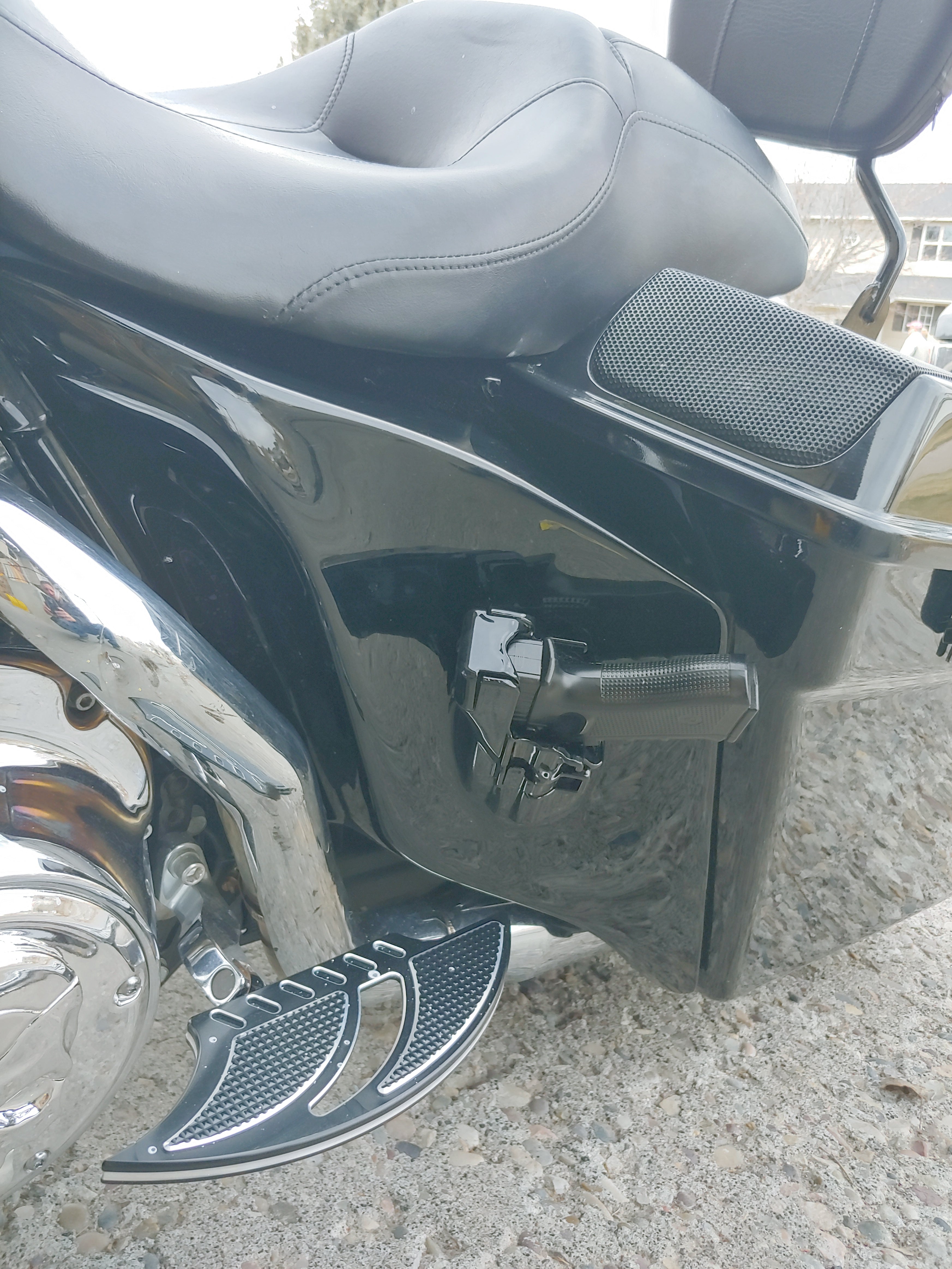 Harley davidson side cover holsters