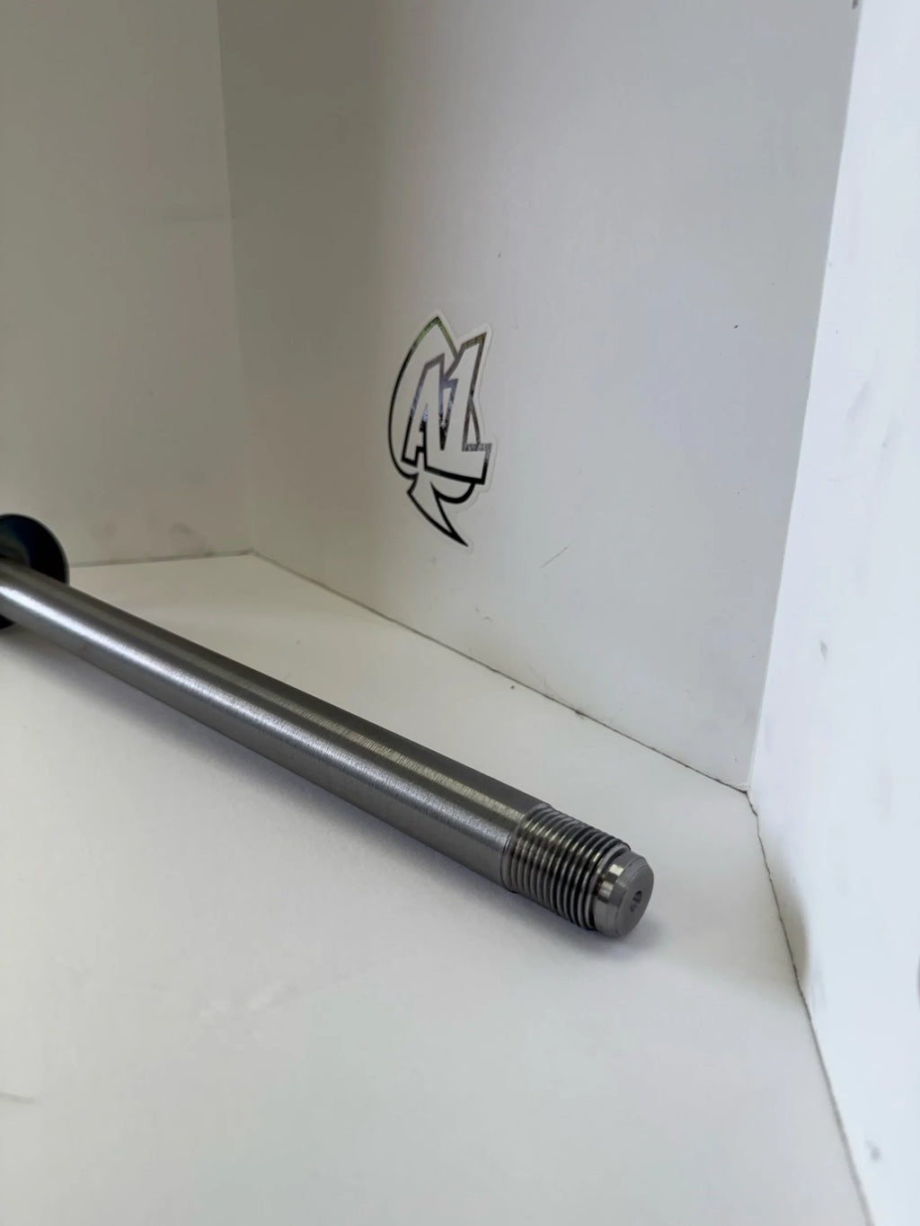 M8 2009-2026 Skinny Axle for Stock Touring Swingarms