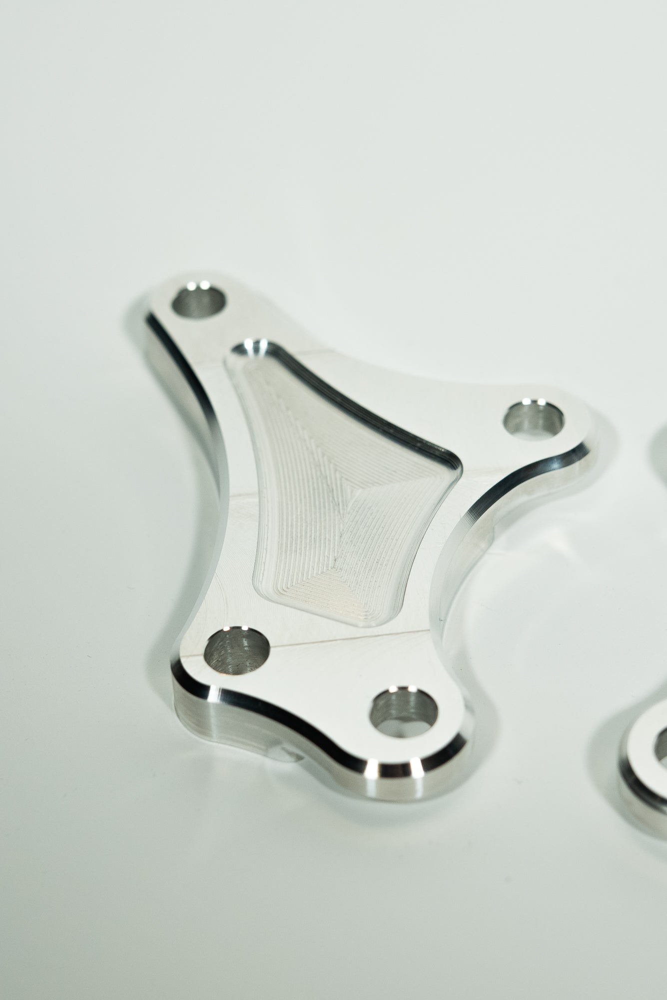 39mm Brembo Caliper Adapters For 99-Down Forks