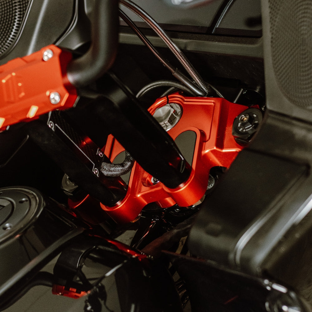 OG 2014-Up Touring Drop Triple Trees kit installed on a 2025 Road Glide