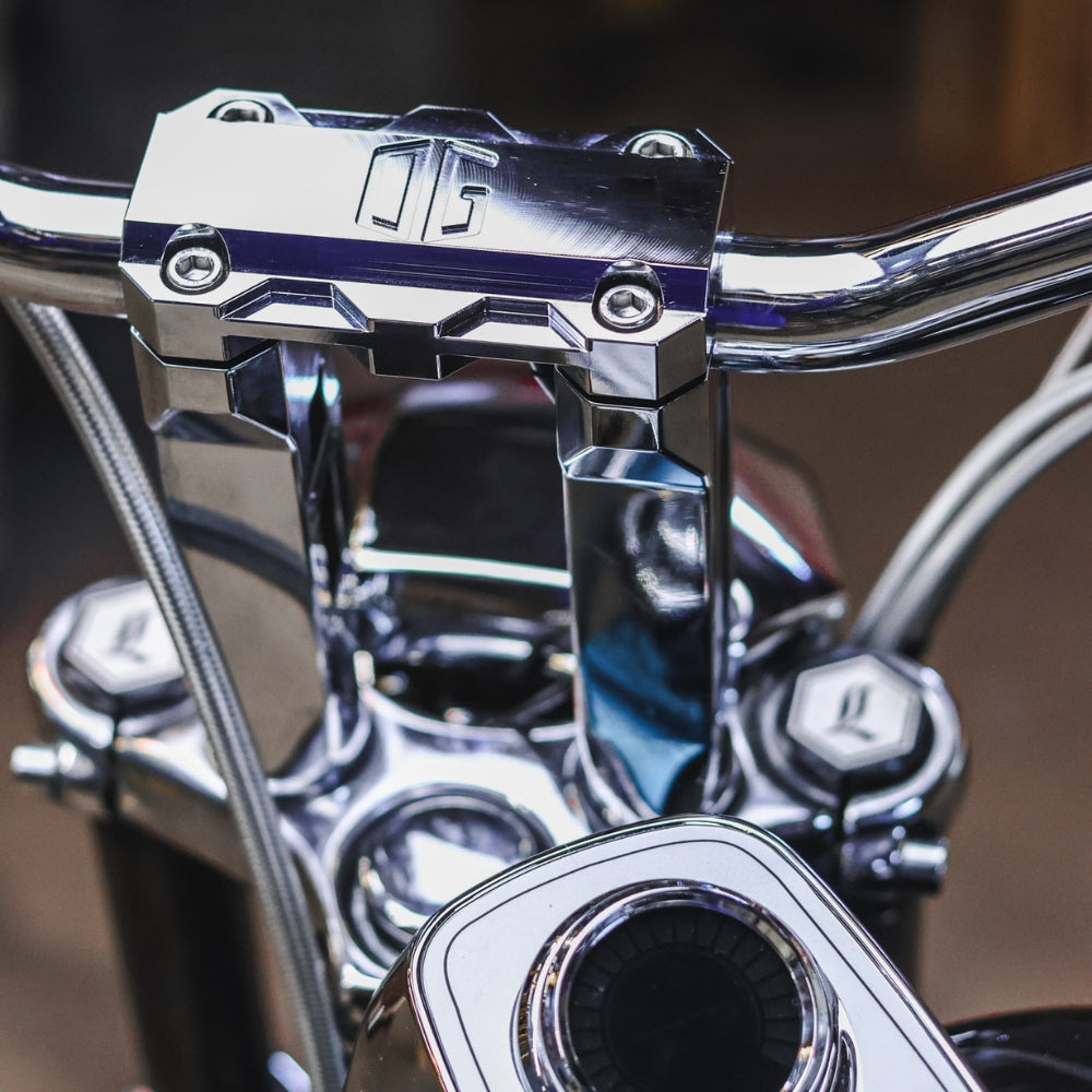 OG 6.5'' Straight Risers installed on a FXR