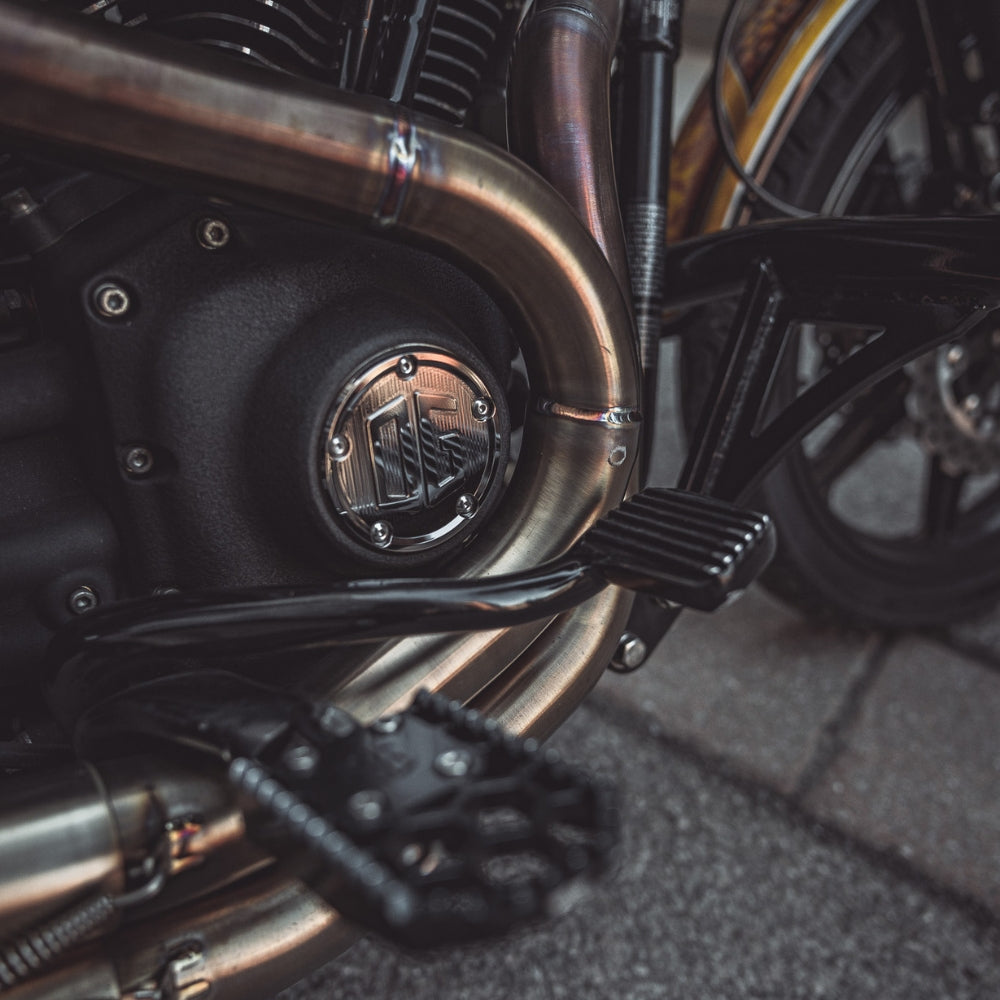 OG Twin Cam Points Cover installed on a 1999 Dyna FXD